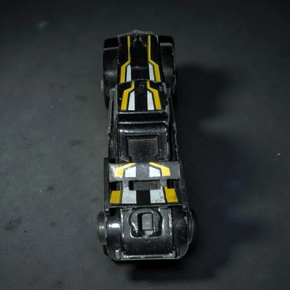 Vintage Diecast 1981 Kidco Racing Semi Truck Black & Yellow Vehicle